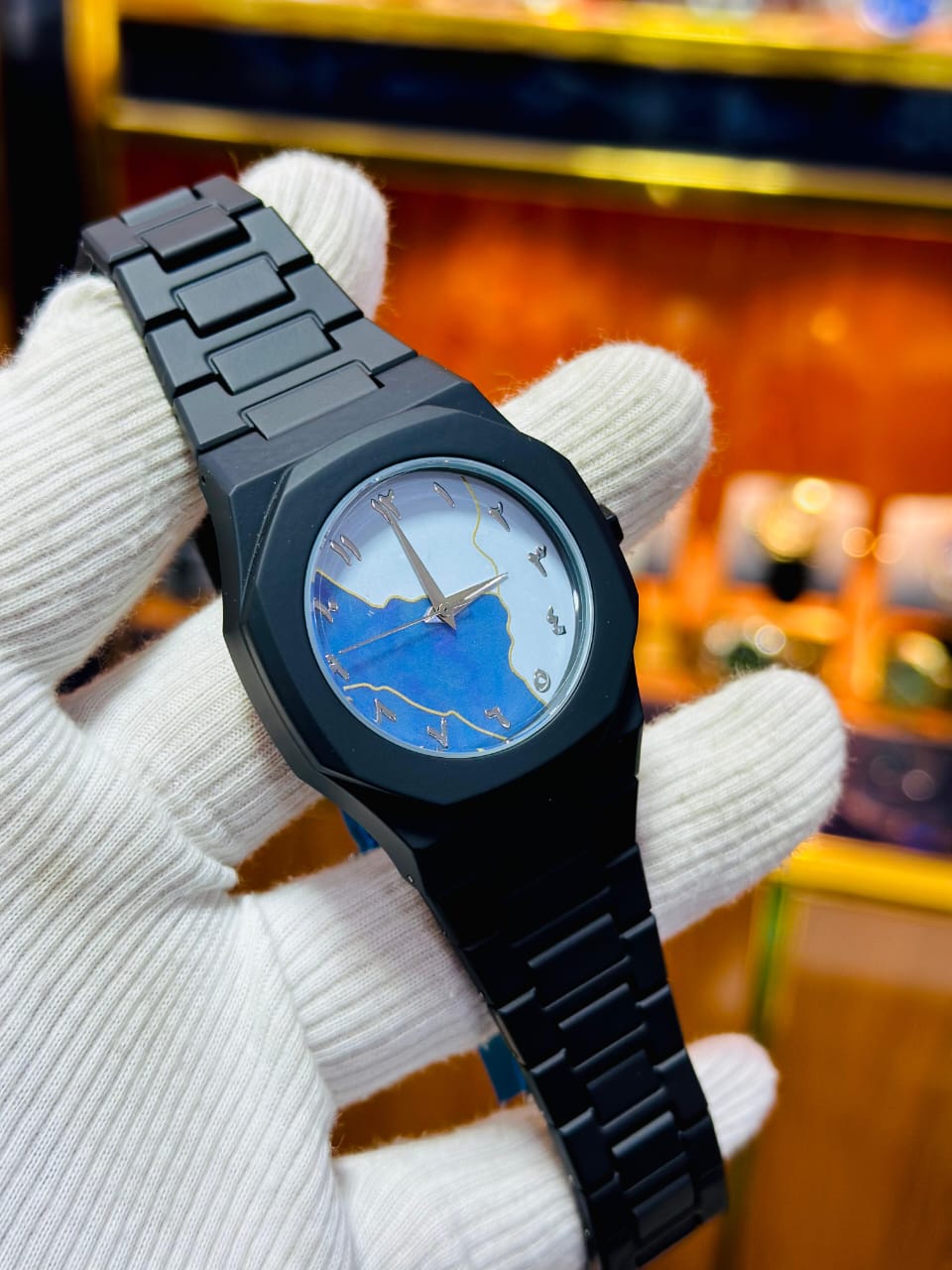 Matte Black Minimalist Men's Wristwatch