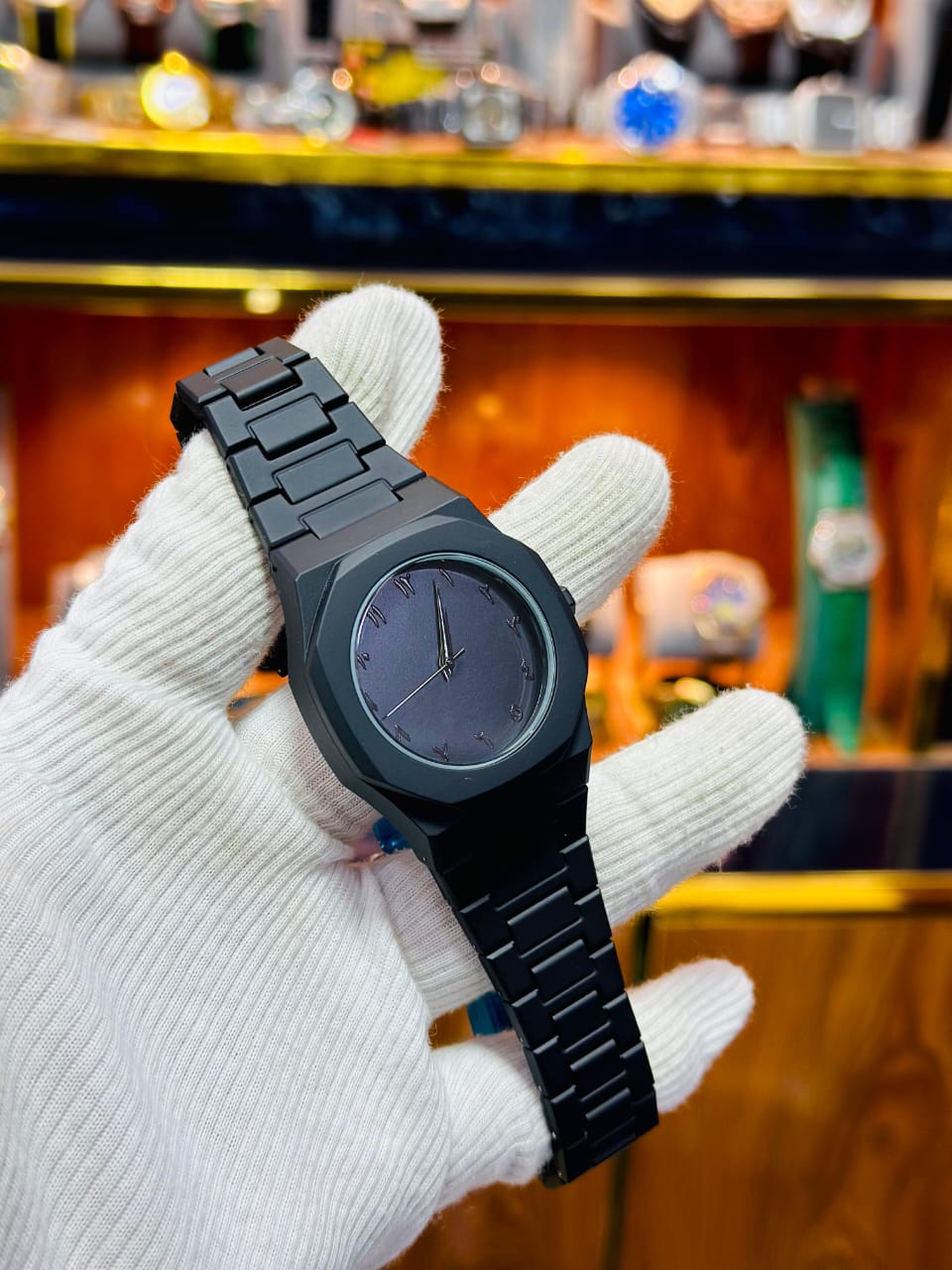 Matte Black Minimalist Men's Wristwatch